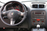 Alfa-Romeo-GT-07-interier (1)