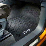 OEM 4M8061501 041 přední gumové koberce Audi Q8