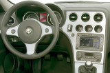 Alfa-Romeo-159-s-OEM-navigaci-interier (1)