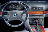 BMW-5-E39-interier-s-OEM-autoradiem