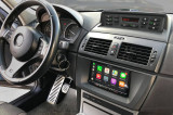 Ramecek-2DIN-autoradia-BMW-X3-instalovany-v-automobilu