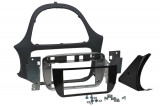 Ramecek-autoradia-Fiat-Punto-Evo-16-obsah-baleniRamecek-autoradia-Fiat-Punto-Evo-16-obsah-baleni