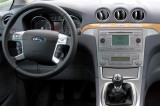 Ford-Galaxy-2006-interier
