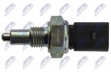 NTY SPÍNAČ SVĚTLA ZPÁTEČKY AUDI A4 00-06,A6 97-11,A8 96-02,R8 09-15,SEAT EXEO 08-13,SKODA SUPERB 01-08,VW PASSAT 98-05,PHAETON 02-05
