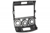 Ramecek-2DIN-Ford-Ranger-Mazda-BT-50-pohled-zezadu