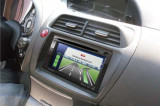 Honda-Civic-2006-2011-interier-s-instalovanou-navigaci-Pioneer