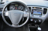 Kia-Rio-interier