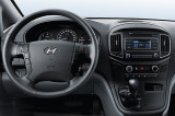 Hyundai-H1-15-interier-s-OEM-autoradiem