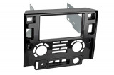 Ramecek-autoradia-2DIN-Land-Rover-Defender (2)