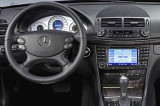 Mercedes-E-Class-W211-interier