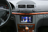 Mercedes-E-Class-W211-interier-s-instalovanou-navigaci
