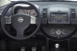 Nissan-Note-2006-interier