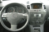 Opel-Zafira-05-12-interier