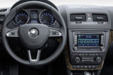 skoda-Yeti-interier-s-OEM-autoradiem