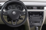 skoda-Rapid-14-interier-s-OEM-autoradiem