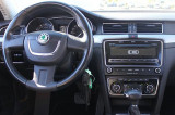 skoda-Superb-II-interier-s-OEM-autoradiem