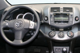 Toyota-RAV4-06-interier