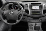Toyota-Hilux-2009-interier