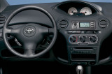 Toyota-Yaris-03-06-interier
