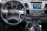 Toyota-Hilux-2012-interier