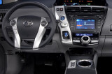 Toyota-Prius-12-interier-s-OEM-autoradiem