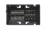 Informacni-adapter-pro-Fiat-500x-detail-konektoru