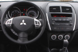 MITSUBISHI-ASX-2010-interier