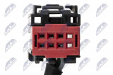Zadni-parkovaci-kamera-Chrysler-300-Dodge-Charger-NTY-EZC-CH-108-pohled-5