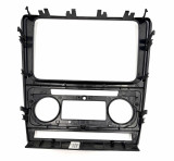 1Z0858069EGVL8 dřevěný ramecek autoradio navigace Octavia 2 Facelift,