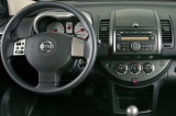 8133-b-Nissan_Note_2010_radio65