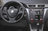 2177-b-Suzuki-Kizashi_201065