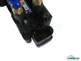 OEM 4M0616013A Ventilová jednotka vzduchového kompresoru Audi Q7 / Touareg 7P