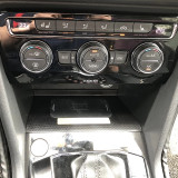 Bezdrátová nabíječka tiguan 15 W