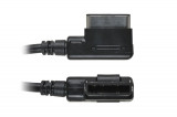 Bluetooth-adapter-Mercedes-MMI-detail-konektoru