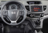 Honda-CR-V-15-interier-s-OEM-displajem-Connect